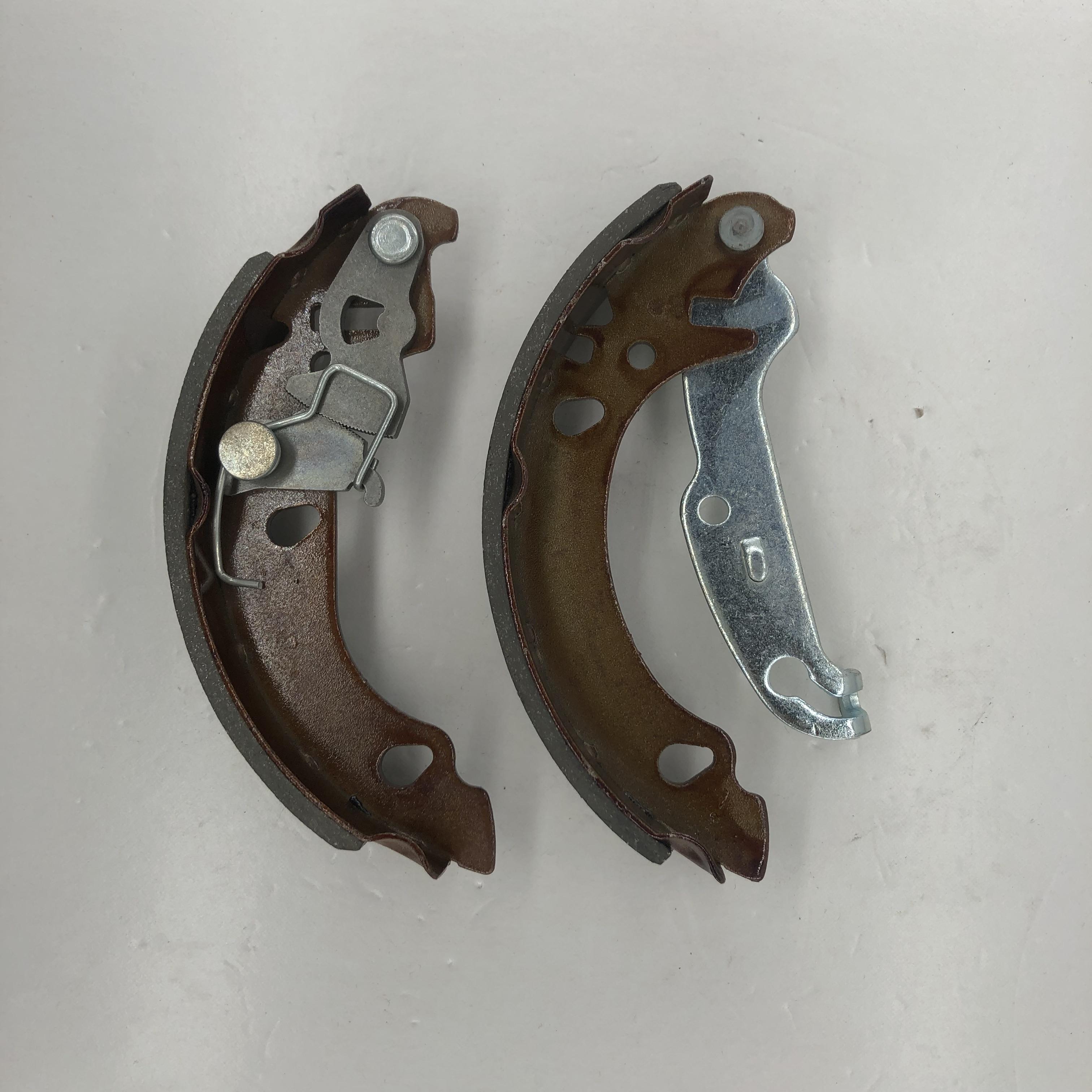 Zapata de freno de tambor trasero GS8453 FSB636 para Ford Fiat MAZDA zapatas de freno