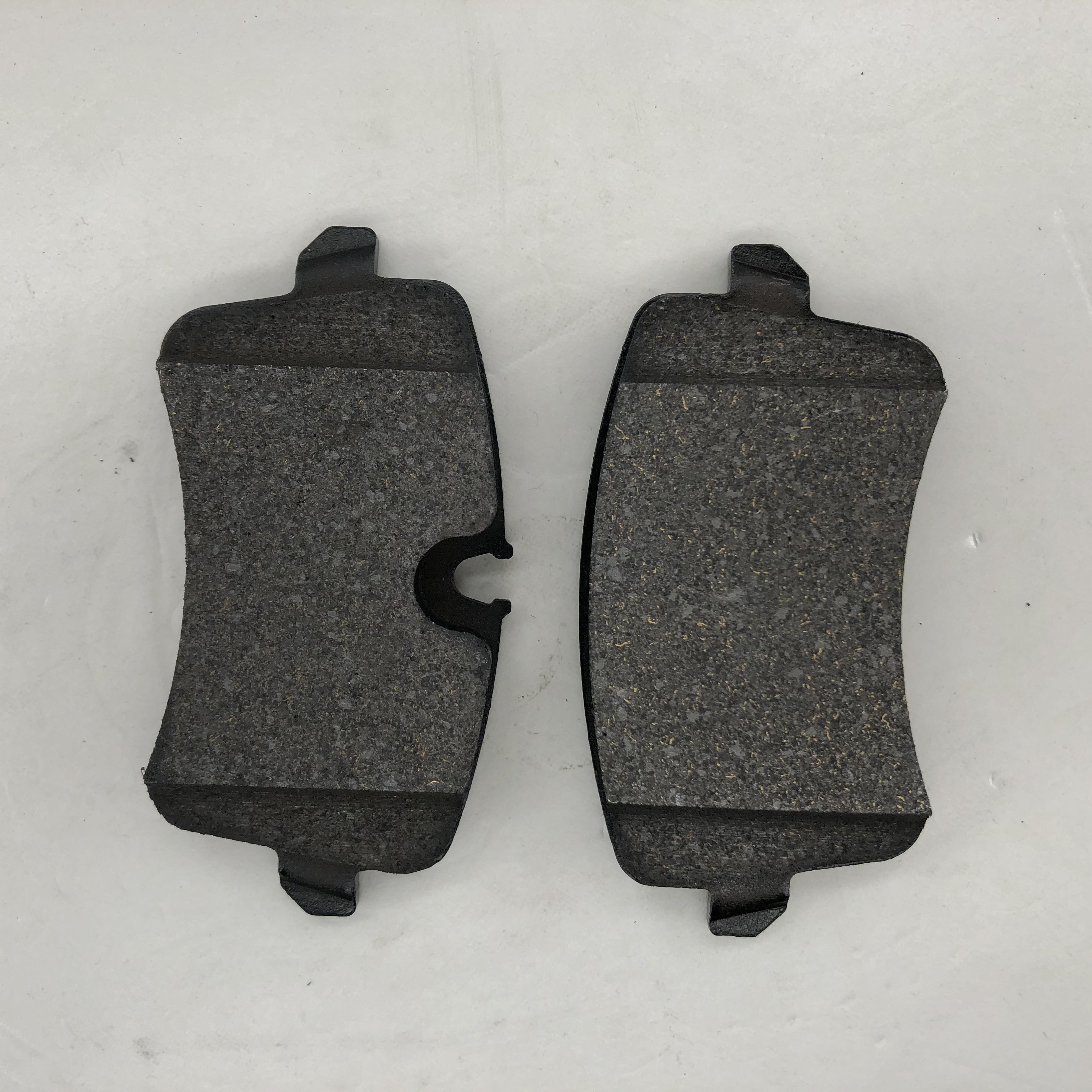 Pastillas de freno autos D1547 para Porsche Macan Audi A8 A6 S6 4G698451C 4G0698451 4GD698451B