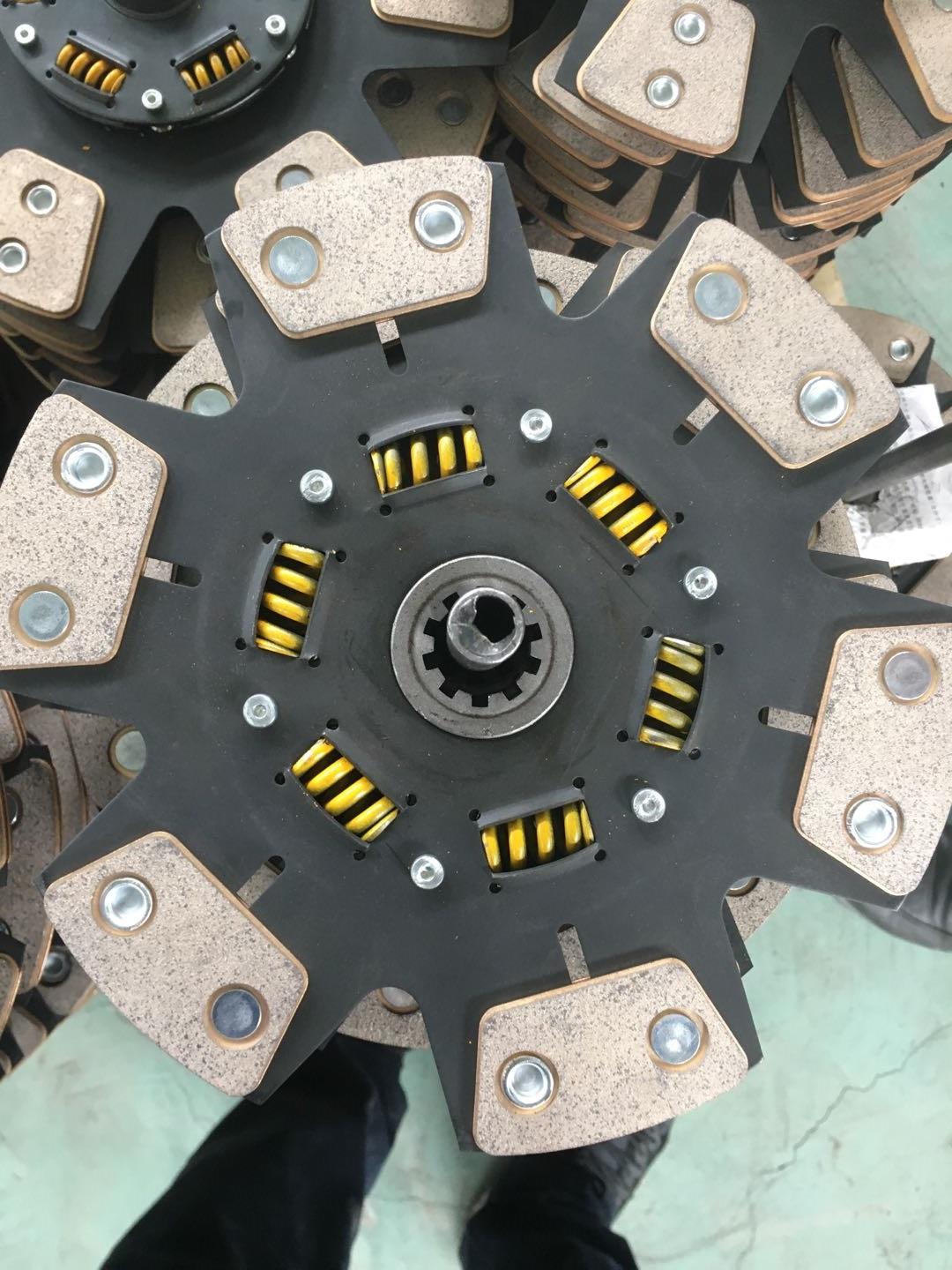 DISCO DE EMBRAGUE DE CARRERA