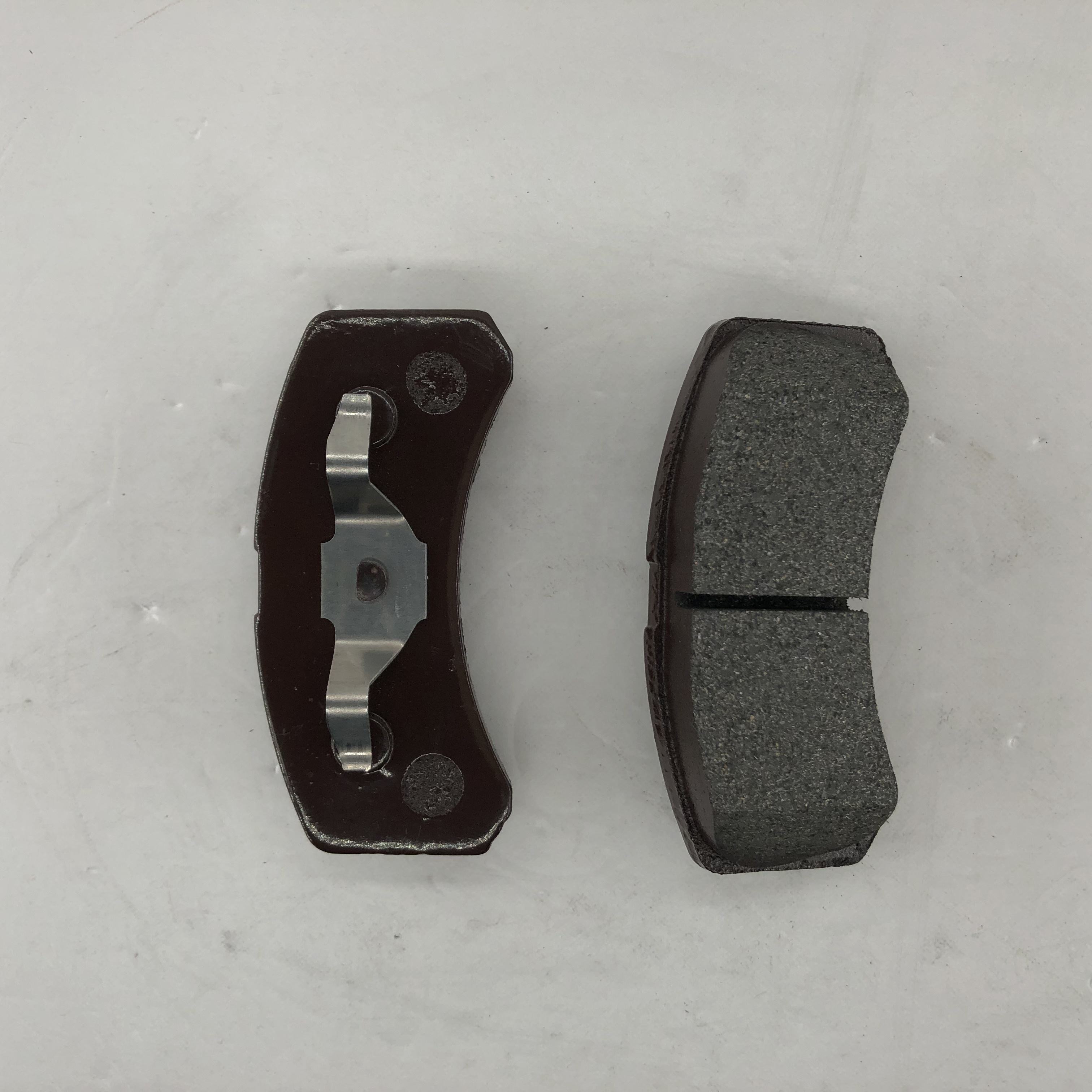 Pastillas de freno Eje delantero D1731 pastillas de freno para DAIHATSU CHARADE CUORE MITSUBISHI Mirage