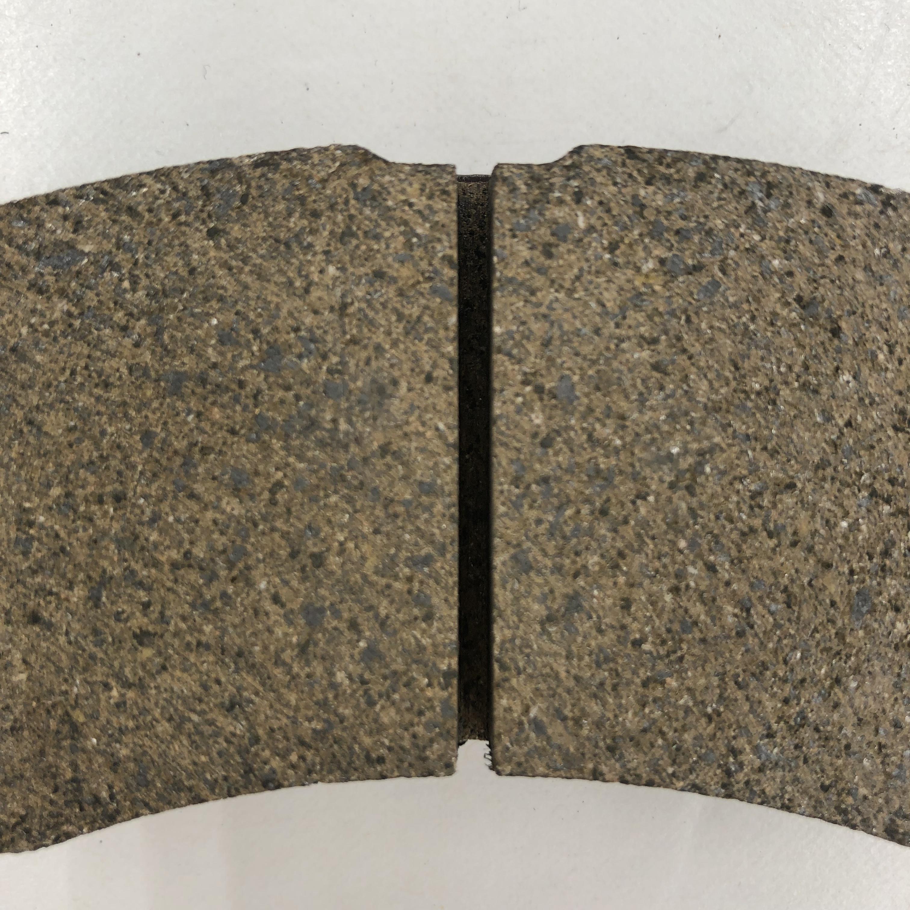 D1663 Antec Auto Brake System Parts Pastilla de freno semimetálica del eje delantero con Emark 8R0 698 151 D