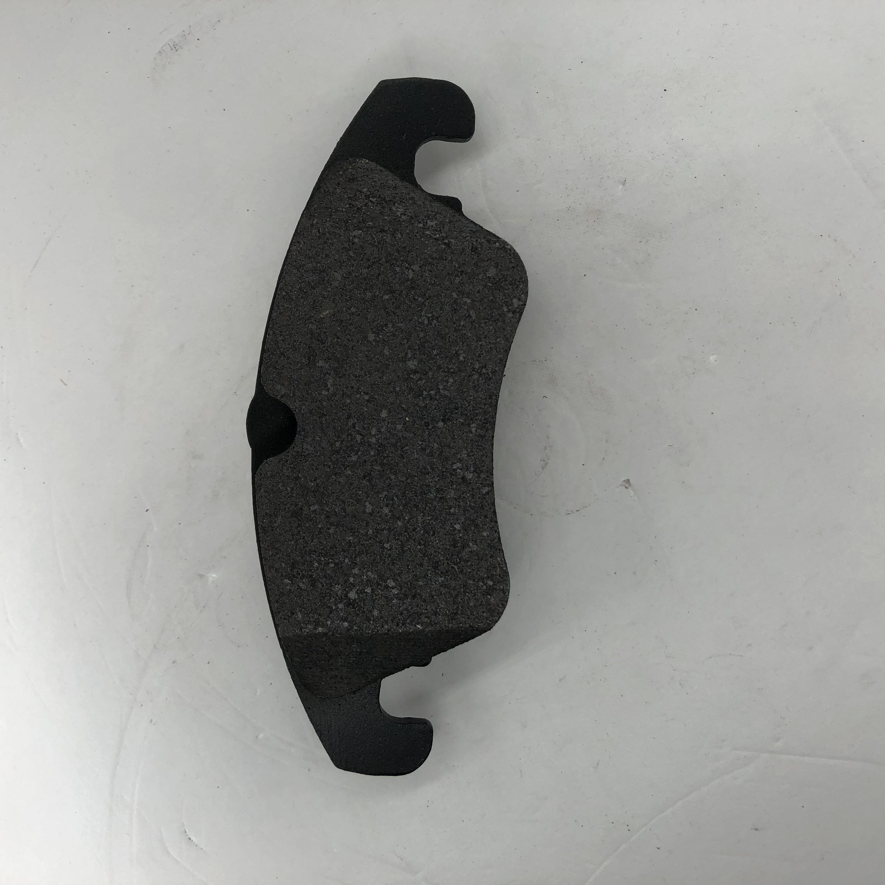 Pastilla de freno delantera de cerámica D1322 para Audi A4 09-11, A5 08-11, A6 13, S4 10-11