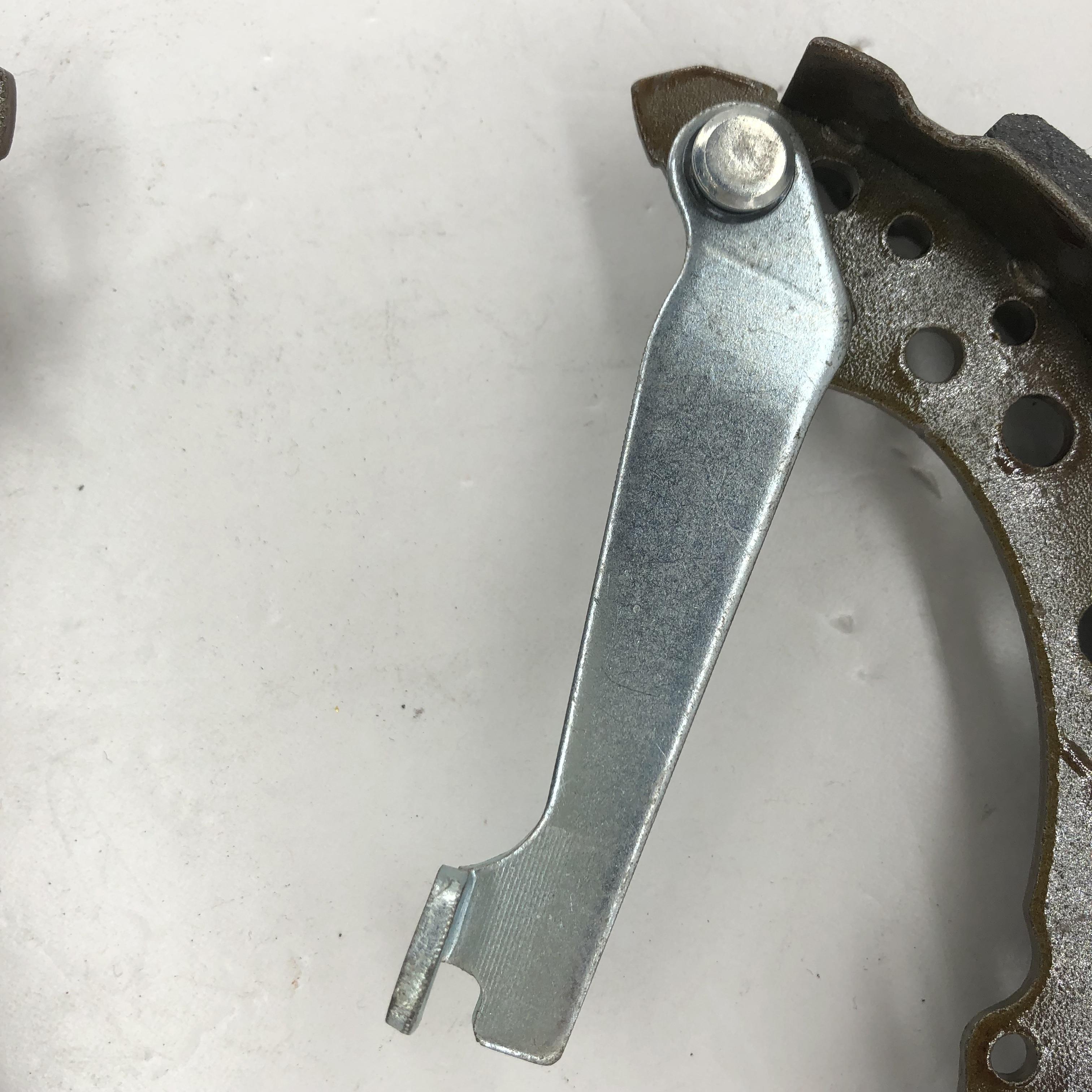 171 609 525 A GS8166 Antec Auto Brake System Parts Zapatas de freno semimetálicas del eje trasero FSB191