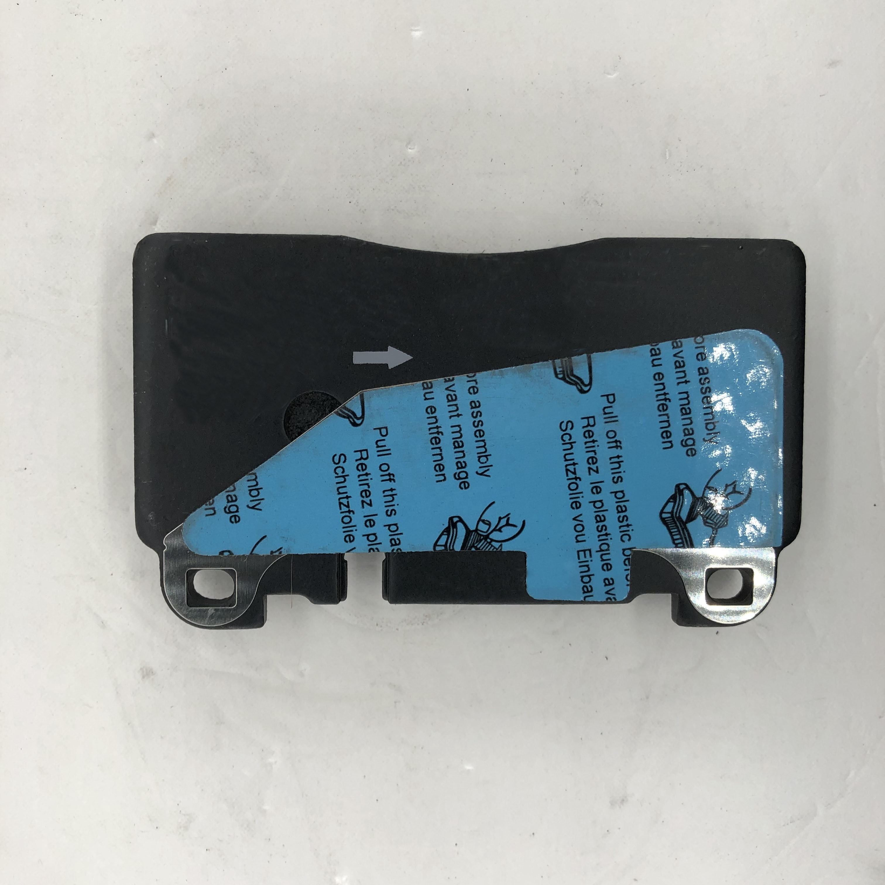 D1663 Antec Auto Brake System Parts Pastilla de freno semimetálica del eje delantero con Emark 8R0 698 151 D